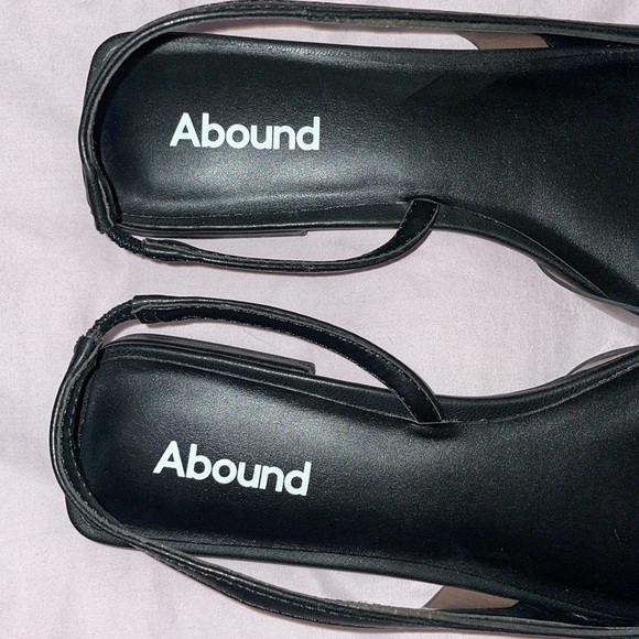Abound Black Flat - Picture 4 of 6